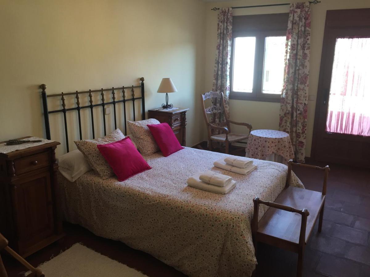 La Casa De Martina Guest House Pedraza Luaran gambar